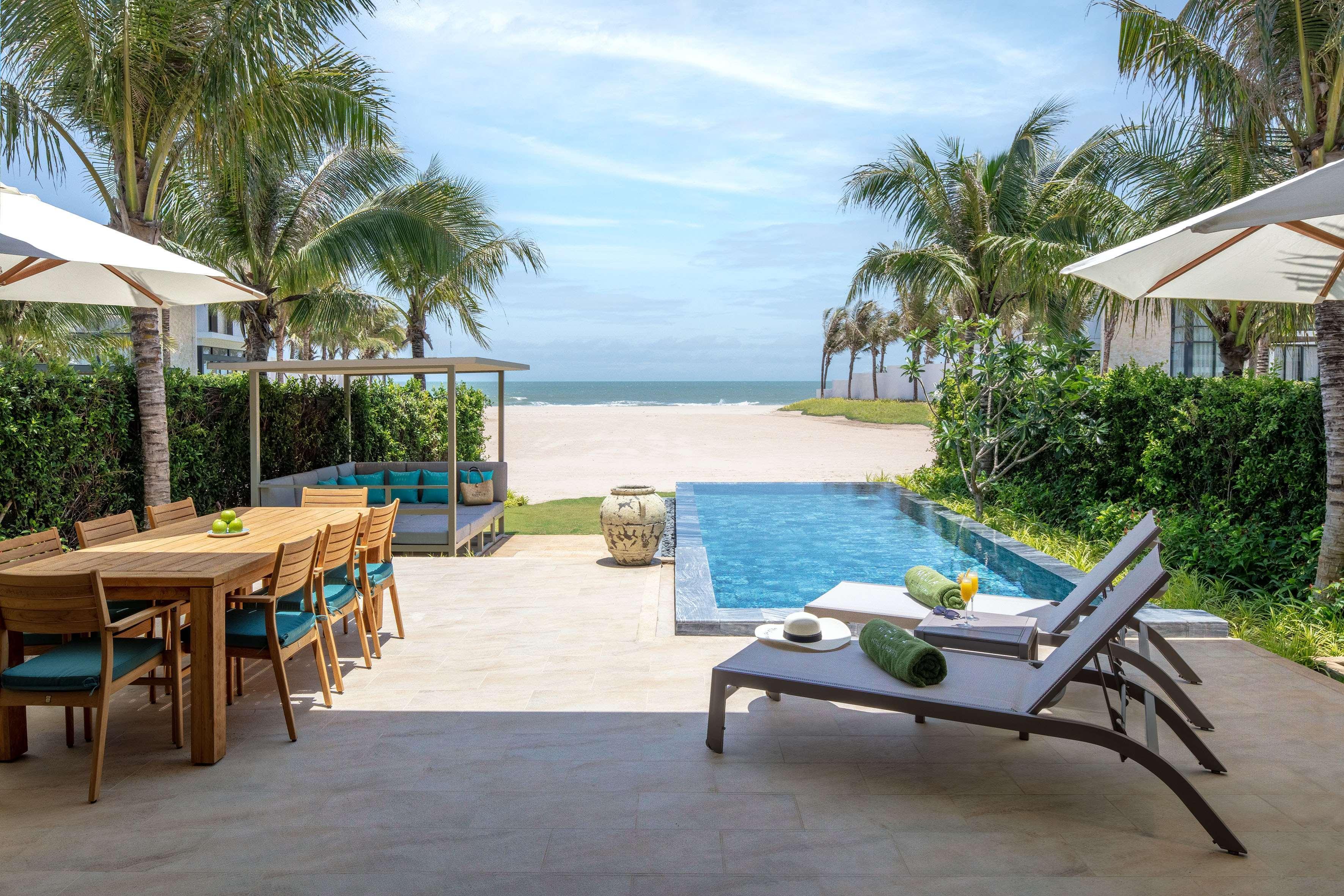 Melia Ho Tram Beach Resort Exterior photo Beachfront Pool Villa