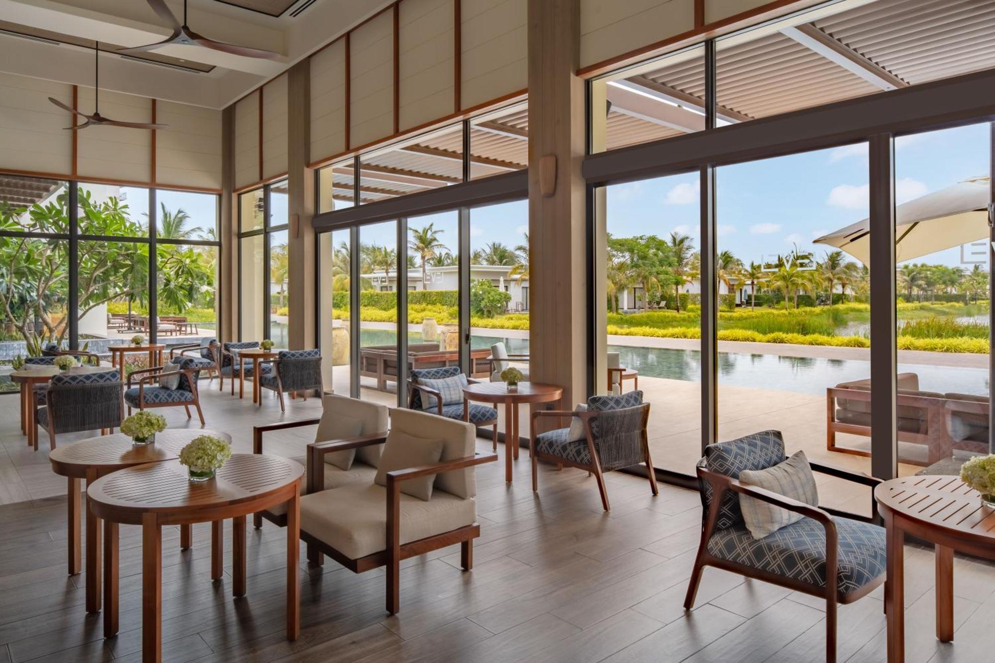 Melia Ho Tram Beach Resort Exterior photo The Beach Club